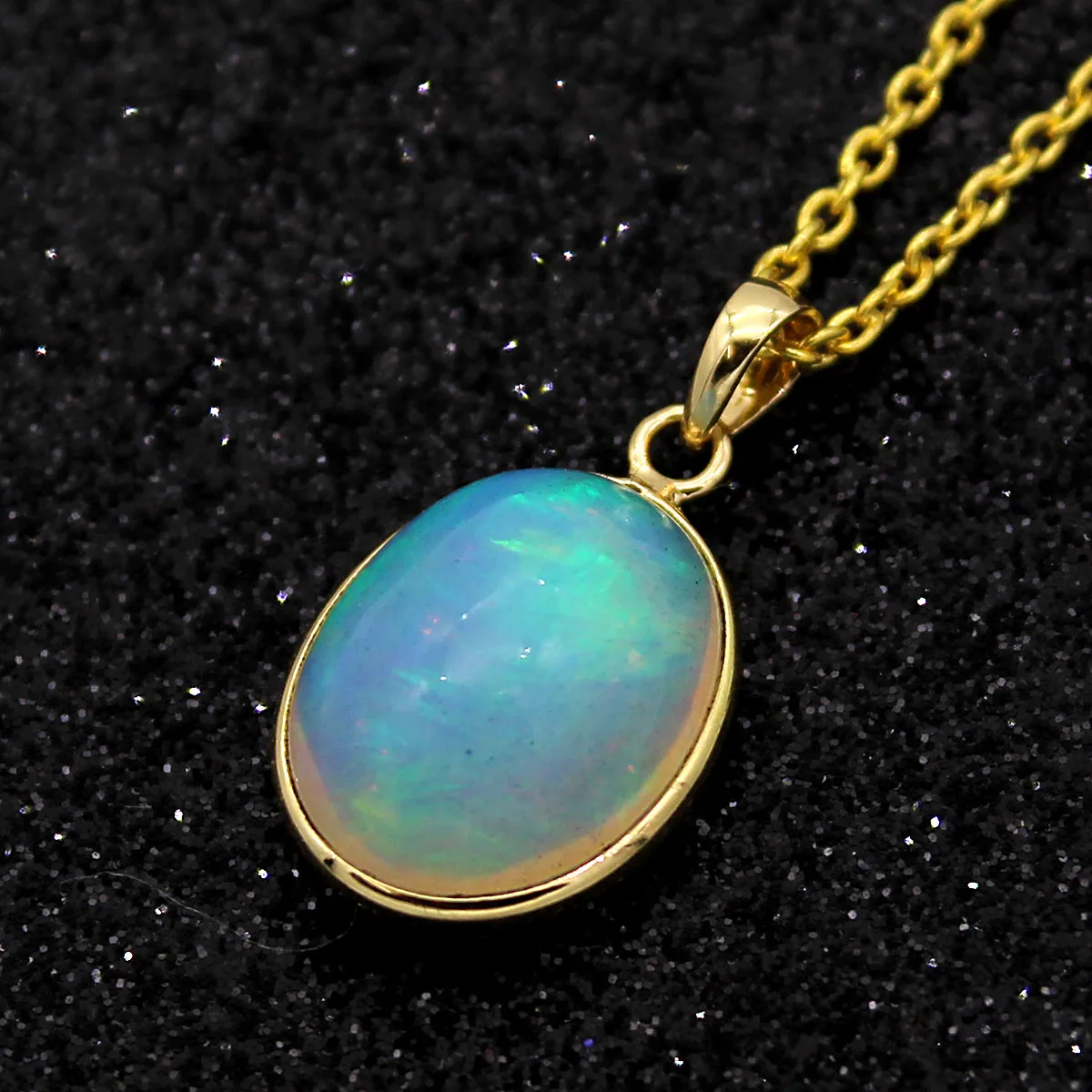 18kt Yellow Gold Natural Oval Opal Cabochon Pendant