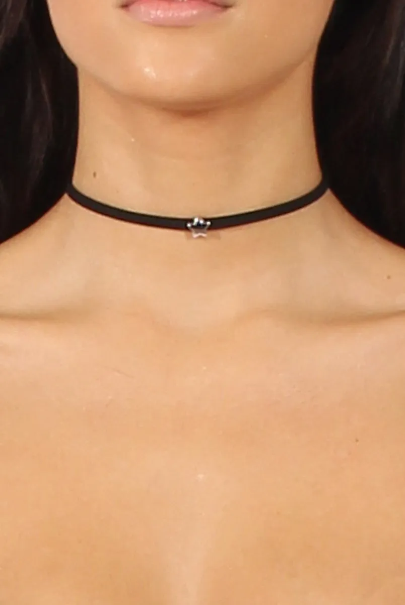 Black Small Star Strap Choker - Casi