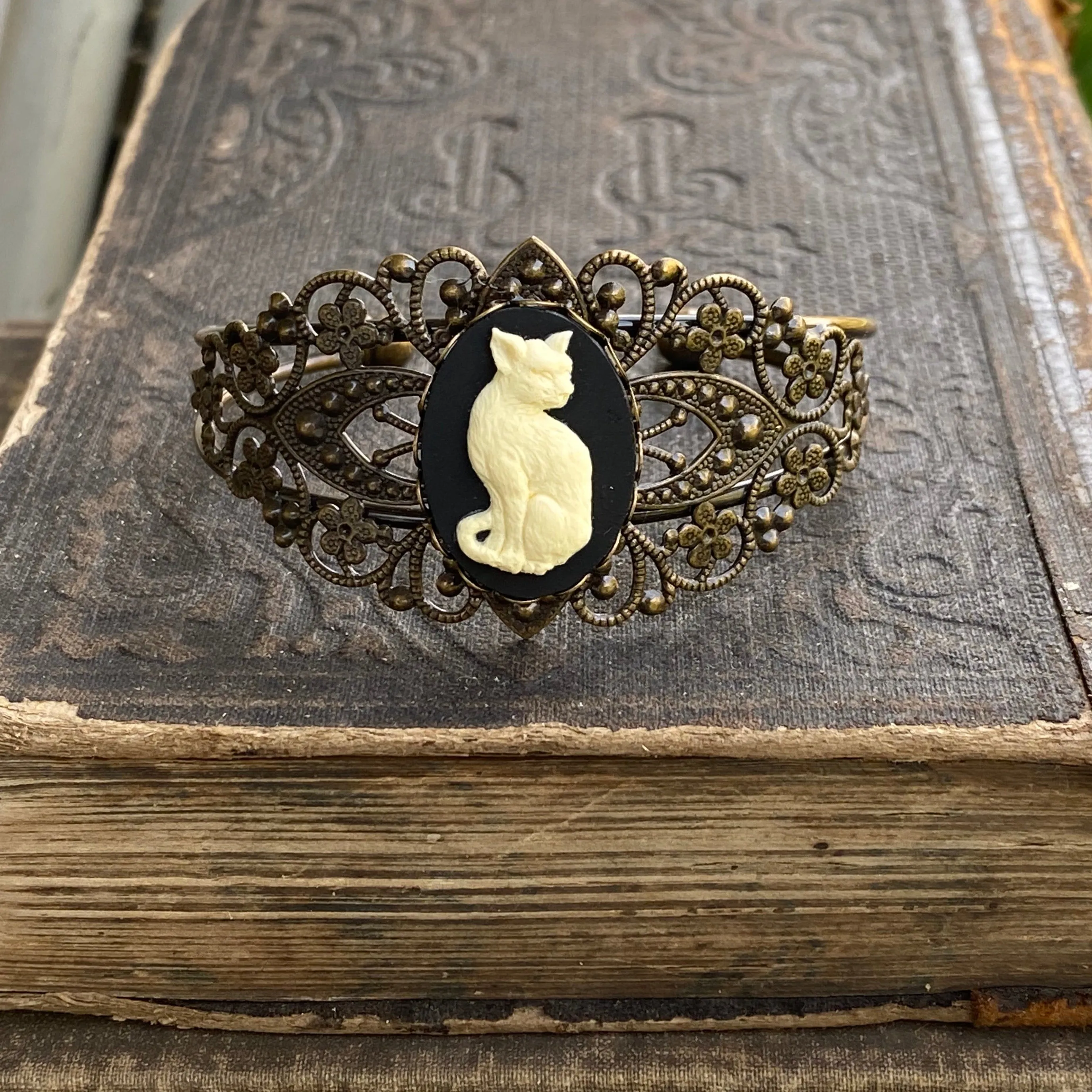 Cat Filigree Cuff Adjustable Bracelet in Black and White - Antiqued Brass