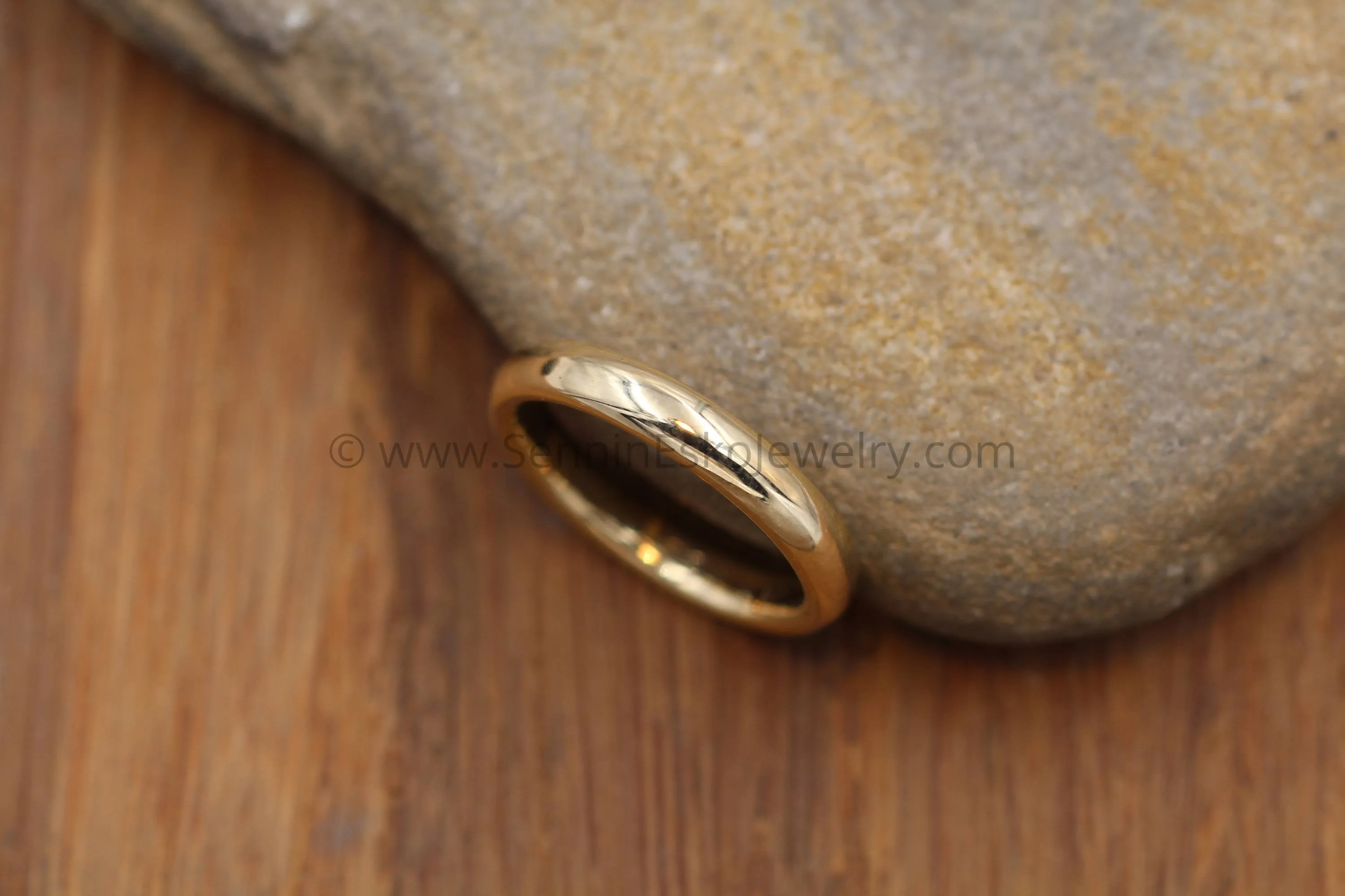 Comfort Fit 14kt Yellow Gold 3.5 x 2mm Band - Glossy Finish