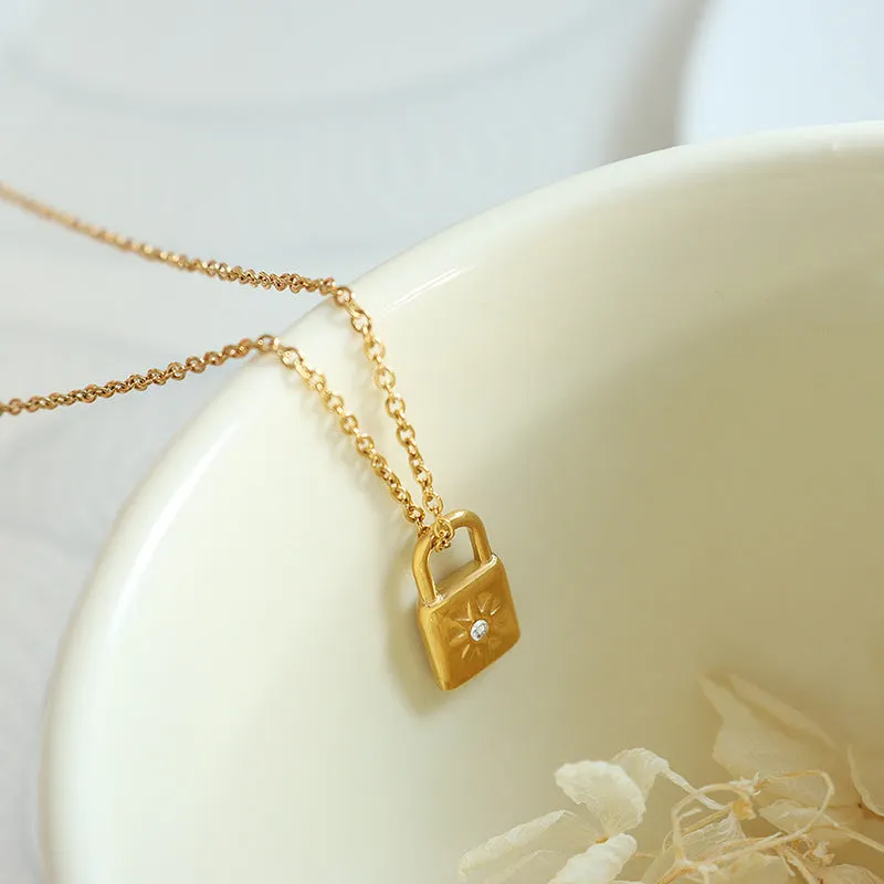 Elegant 18k Gold Plated Lock Pendant Necklace with Zircon Detail