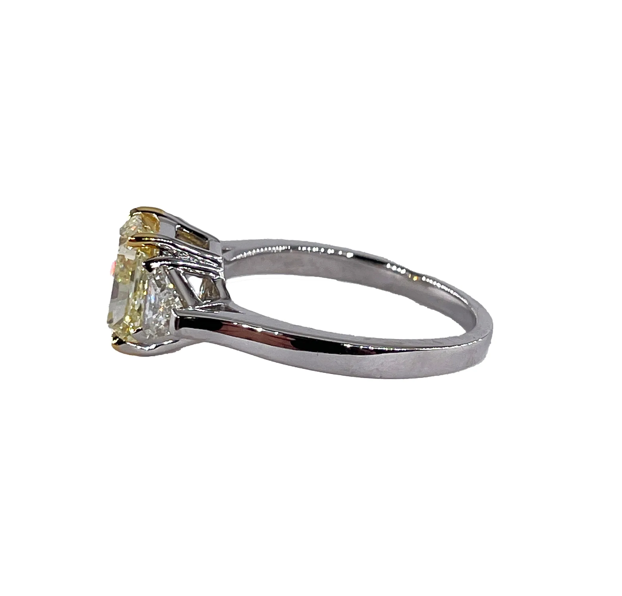 Estate GIA 2.66ct Natural Fancy Yellow RADIANT 3 Stone Diamond Engagement Platinum Ring