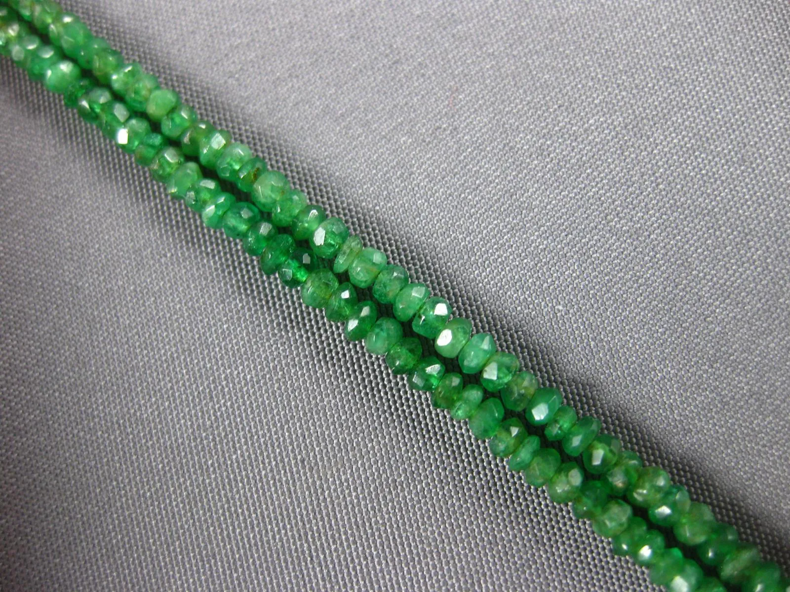 ESTATE LONG 22.02CT AAA EMERALD GOLD FILLED 3D CLASSIC MULTI BEADED FUN NECKLACE