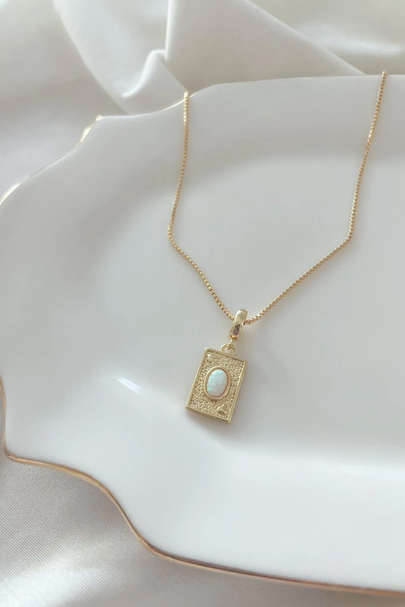 Lilibet Opal Pendant Necklace