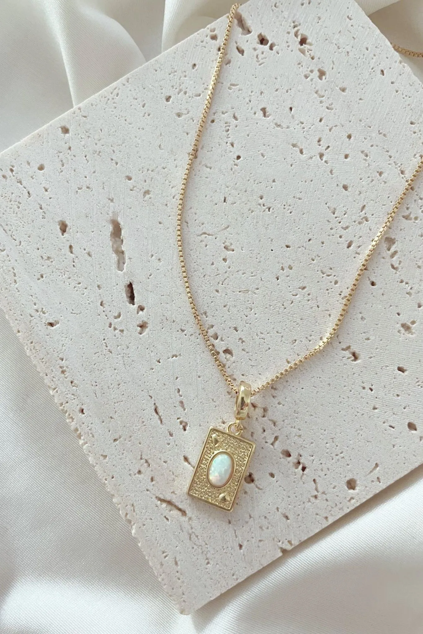 Lilibet Opal Pendant Necklace