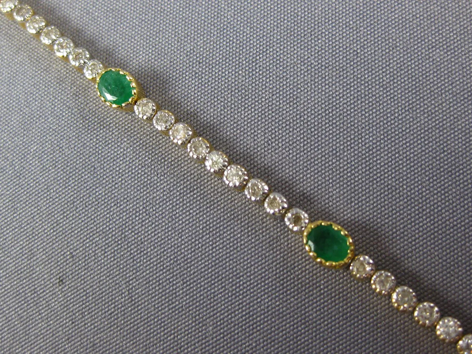 LONG 1.97CT DIAMOND & AAA EMERALD 18KT 2 TONE GOLD OVAL & ROUND TENNIS BRACELET