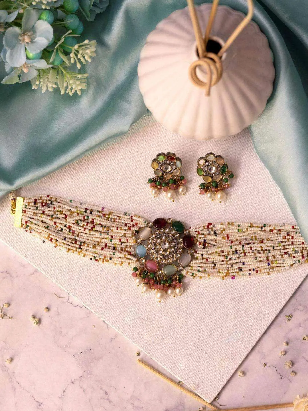 Moti Colored Round Patch Choker And Earring Set