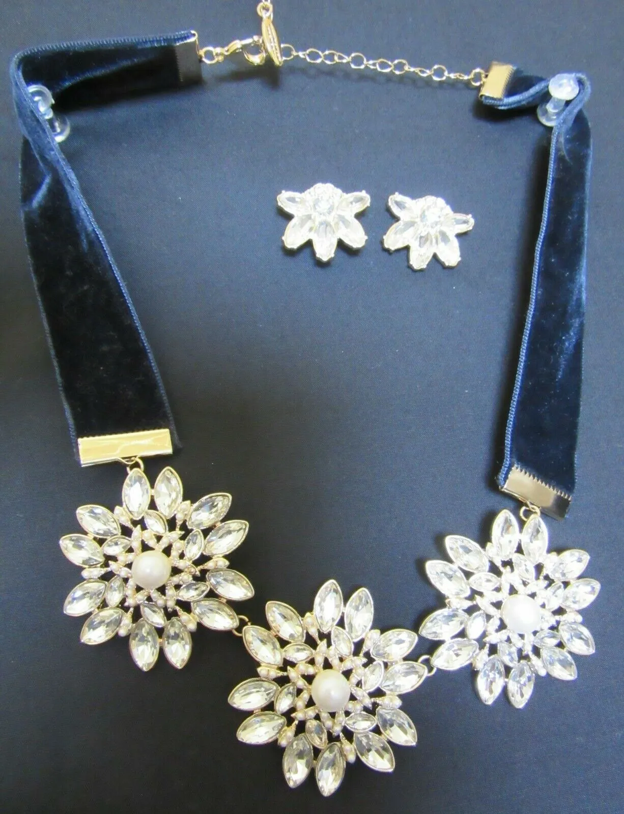 Necklace 6397 Meenakari CZ Flowers Blue Velvet Band Golden Necklace & Stud Set