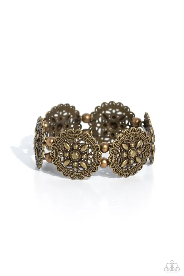 Paparazzi Bracelet ~ Leave of Lace - Brass