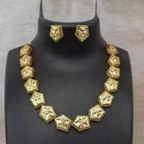 Pentagan Cut Kundan Necklace And Earring Set