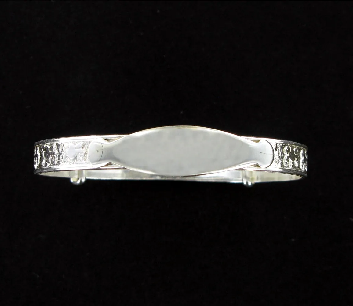 Plain Oval Identity Expanding Bangle with Presentation Box