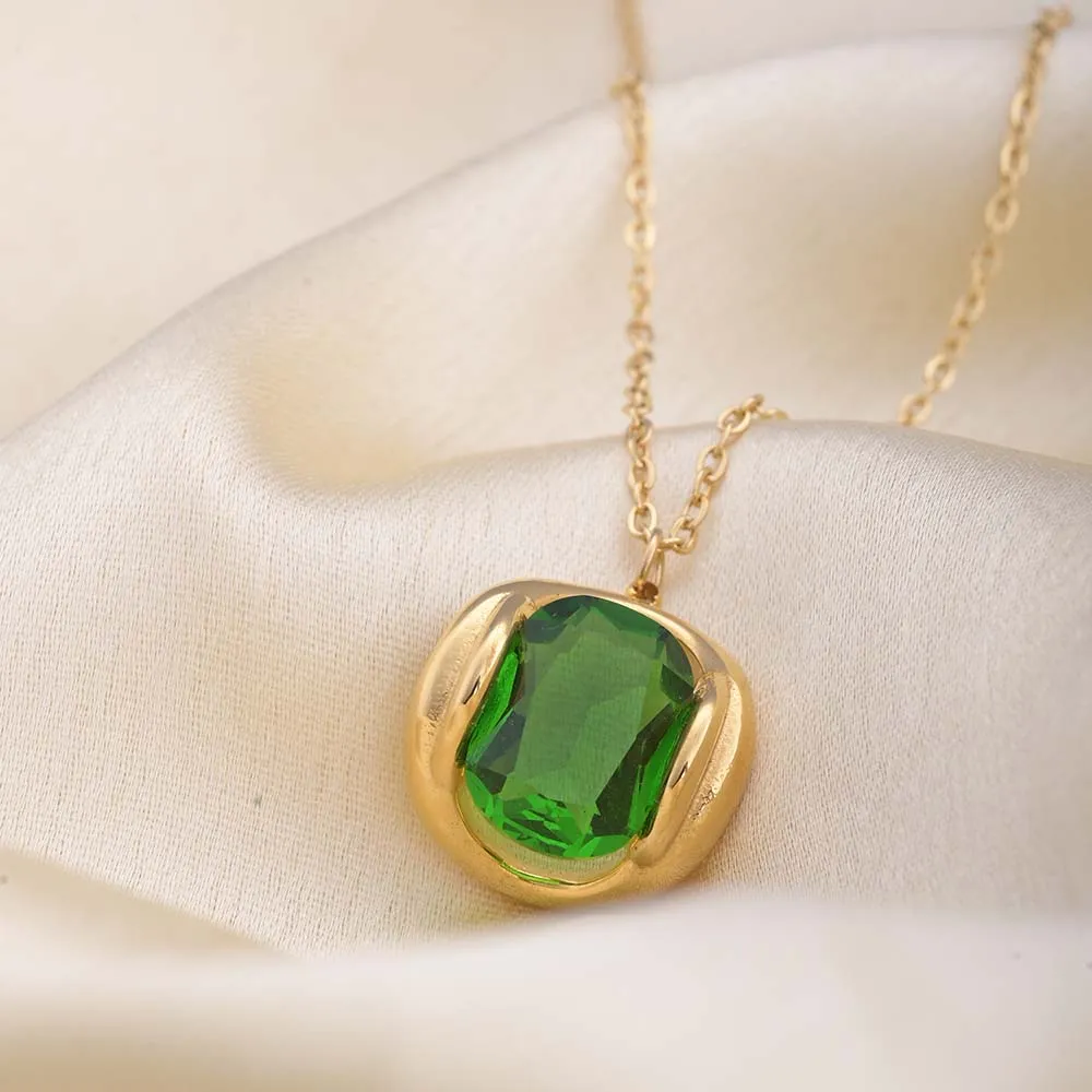 Regal Emerald Necklace