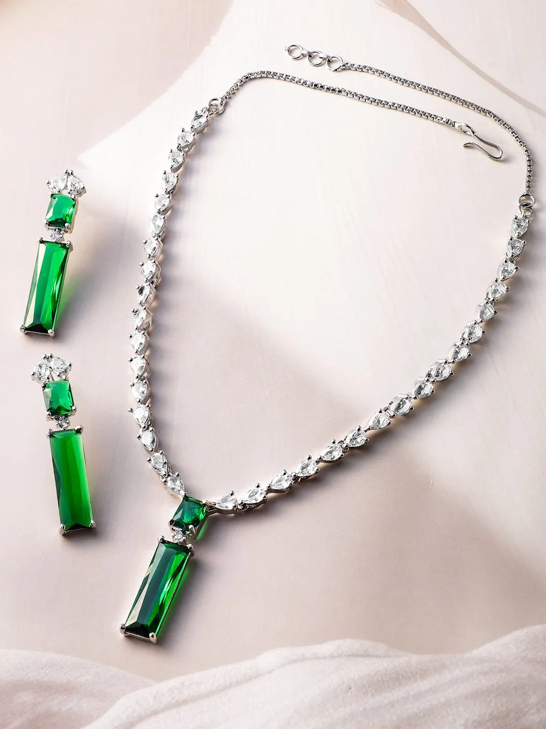 Rhodium Plated Emerald Green and White Cubic Zirconia Studded Statement Necklace Set