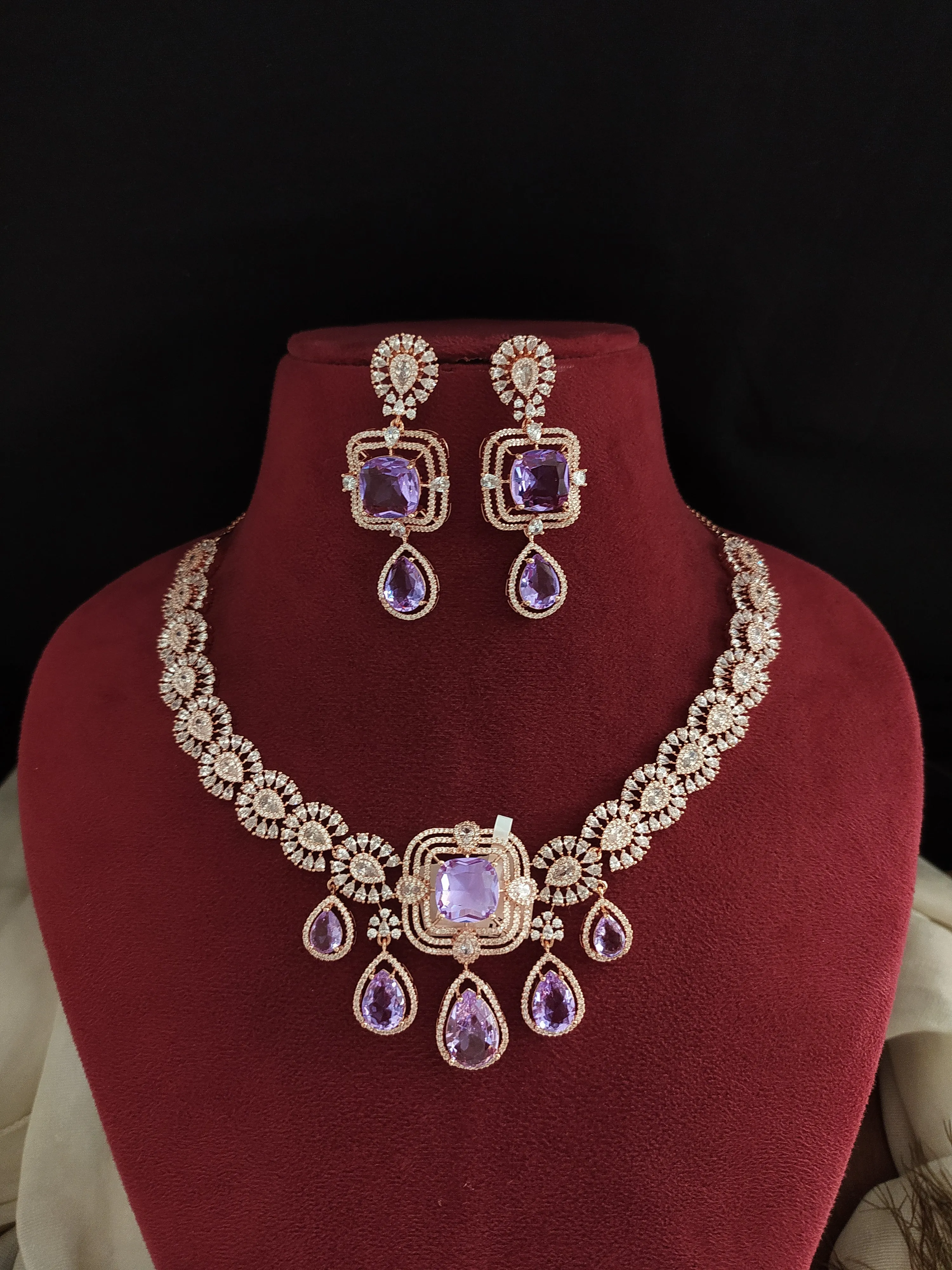 Rose-Gold Short Necklace Set with Zircon/AD Stones