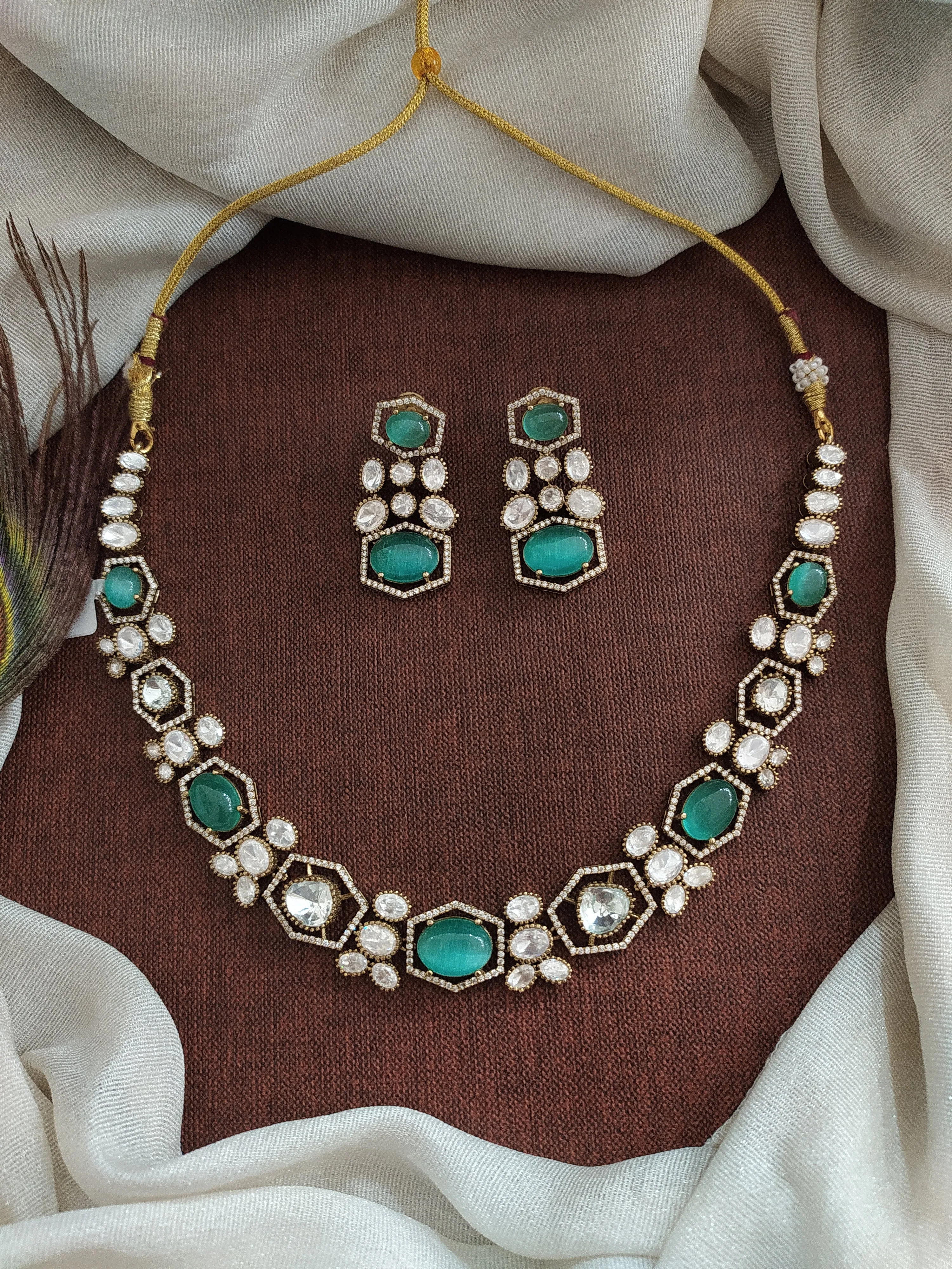 Stunning Design Pattern Victorian Necklace Sets in Trending Colors