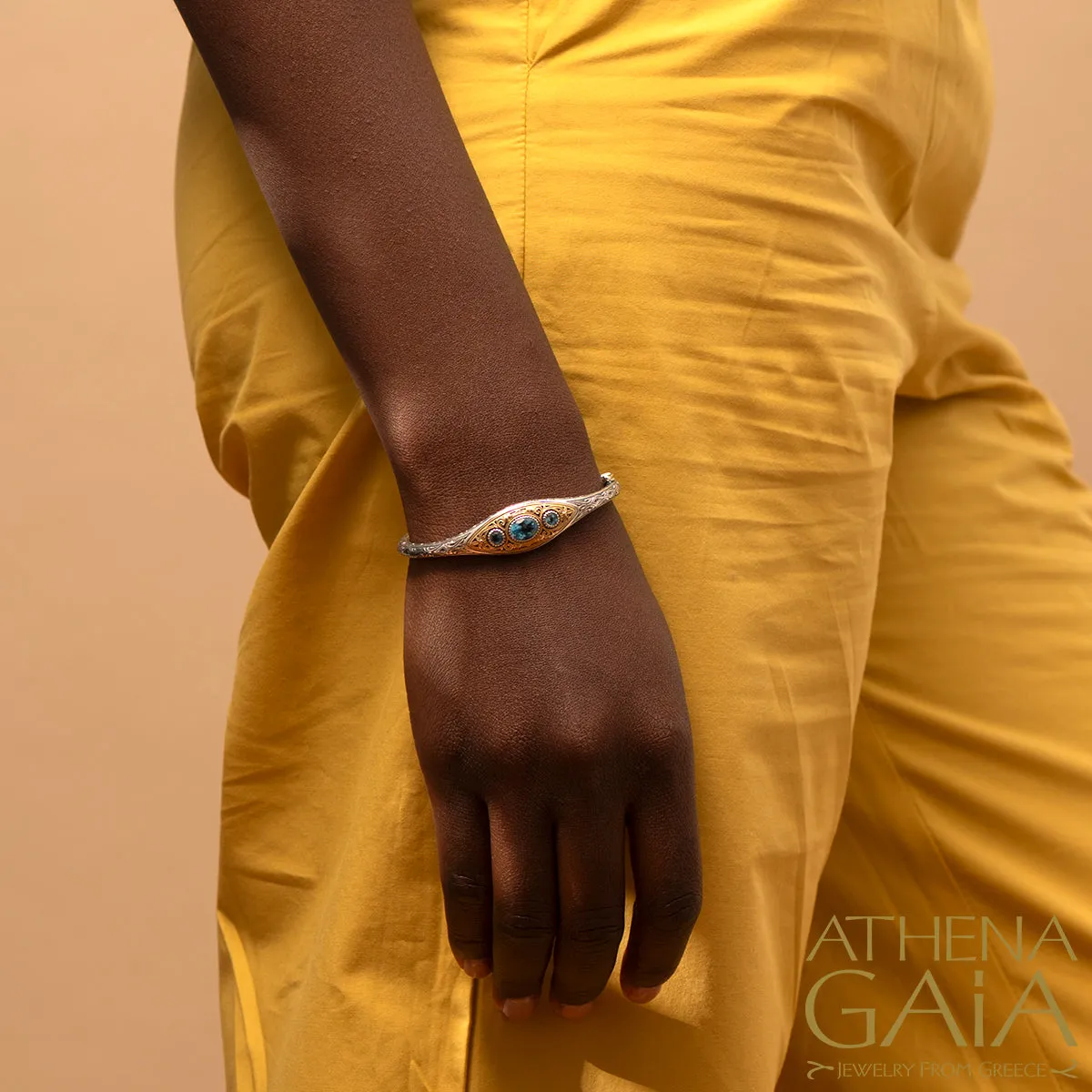 Thalassia Ellipse Bangle Bracelet