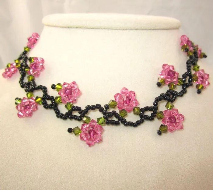 VenusFox Floral Rose Flower Necklace