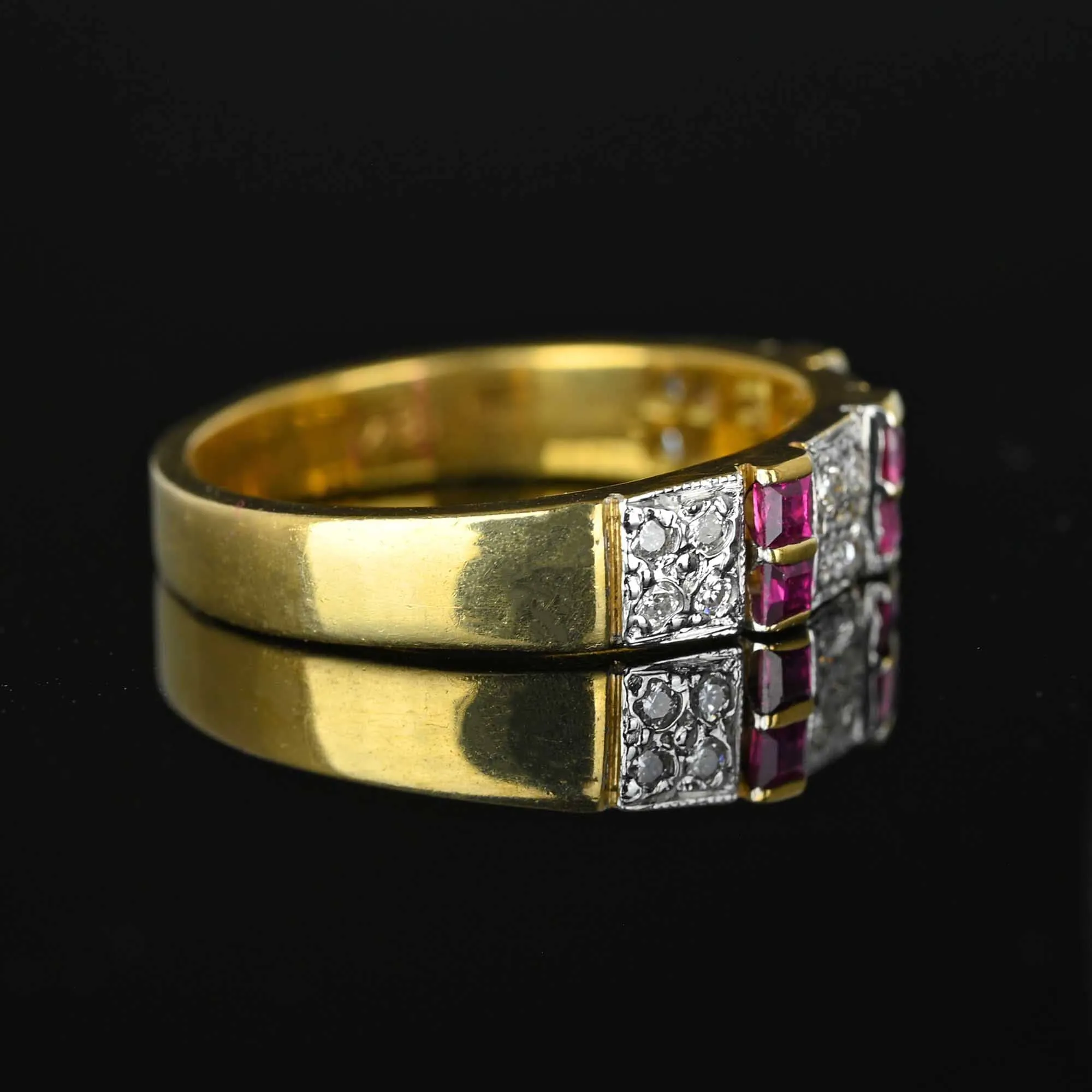 Vintage 18K Gold Diamond Square Cut Ruby Ring Band