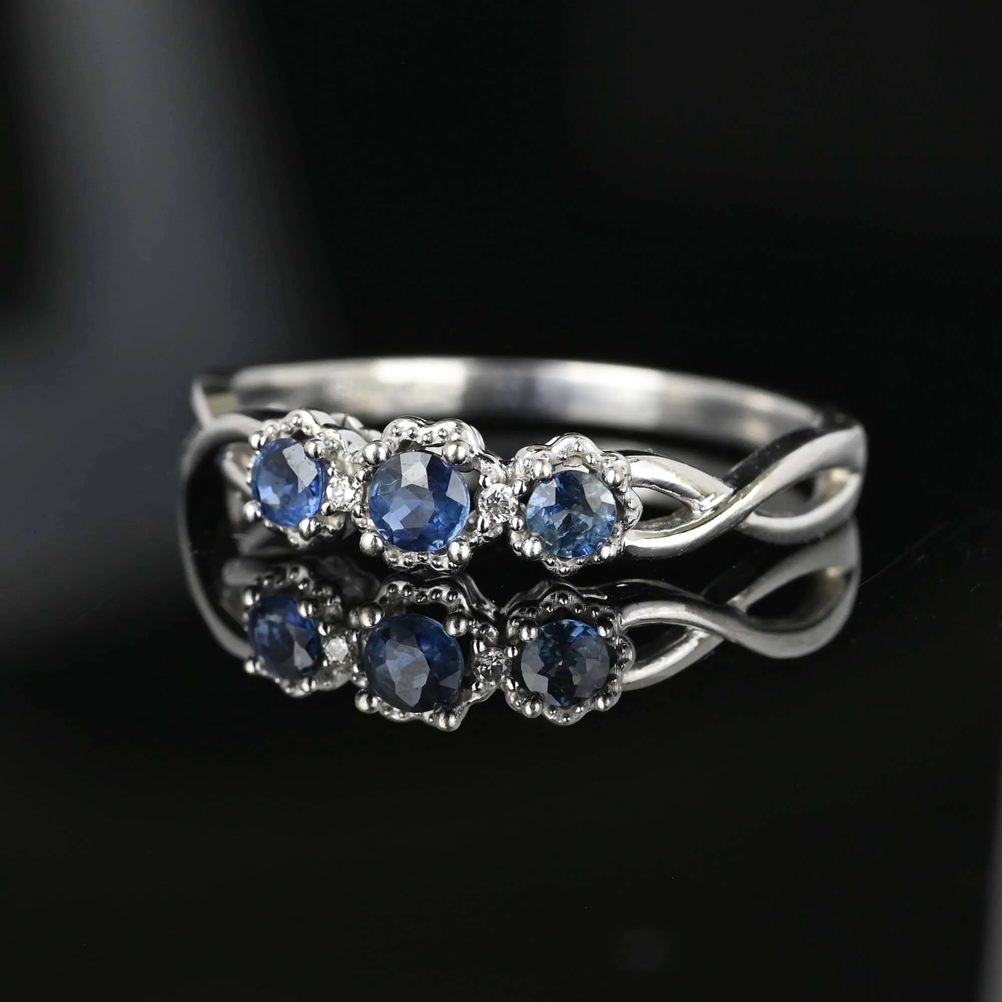 Vintage Three Stone Sapphire Ring Band in White Gold