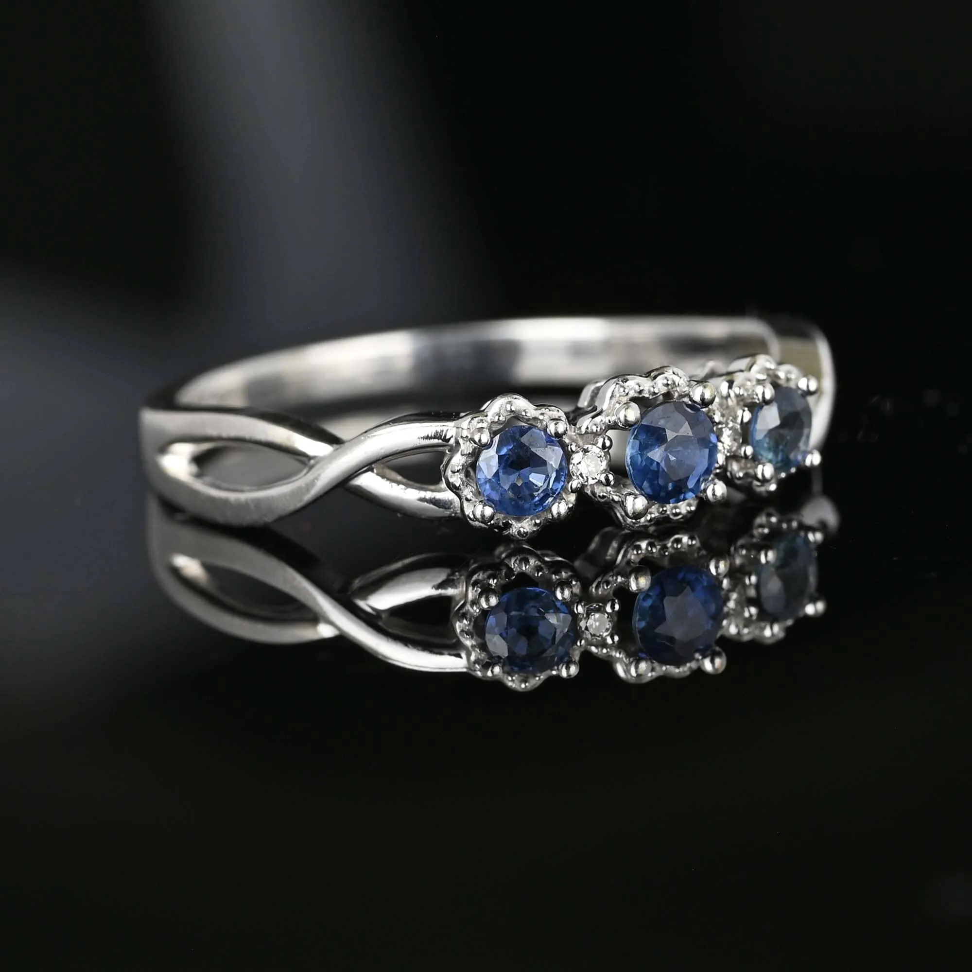 Vintage Three Stone Sapphire Ring Band in White Gold