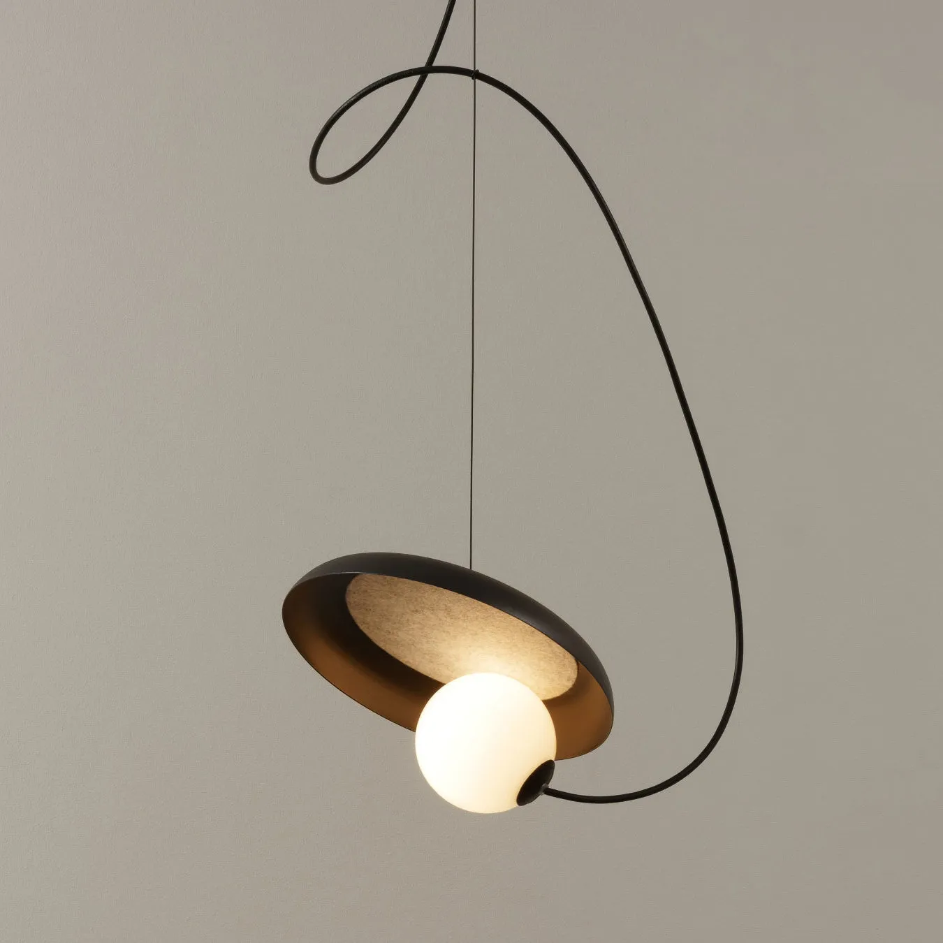 Wire Pendant Lamp